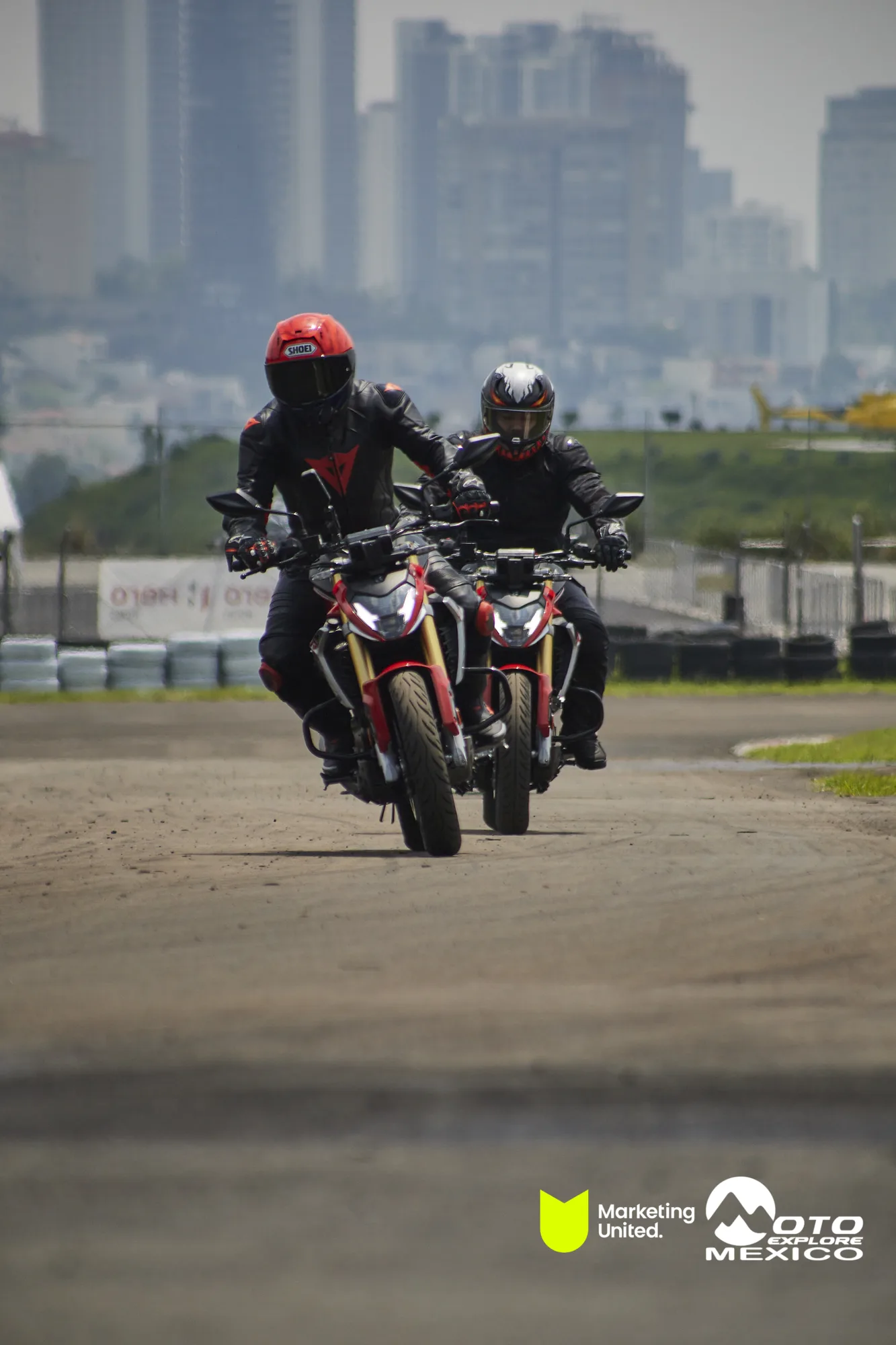 HUNK TRACKDAY 329